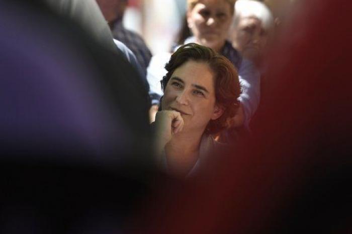 Colau negocia un acuerdo de gobierno con Maragall y no aclara si aceptará los votos de Valls