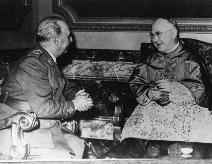 Así es la sepultura en Mingorrubio (El Pardo) que acogerá los restos de Franco
