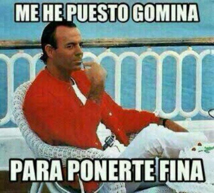 Julio Iglesias y Romeo Santos le cantan una bachata al pene