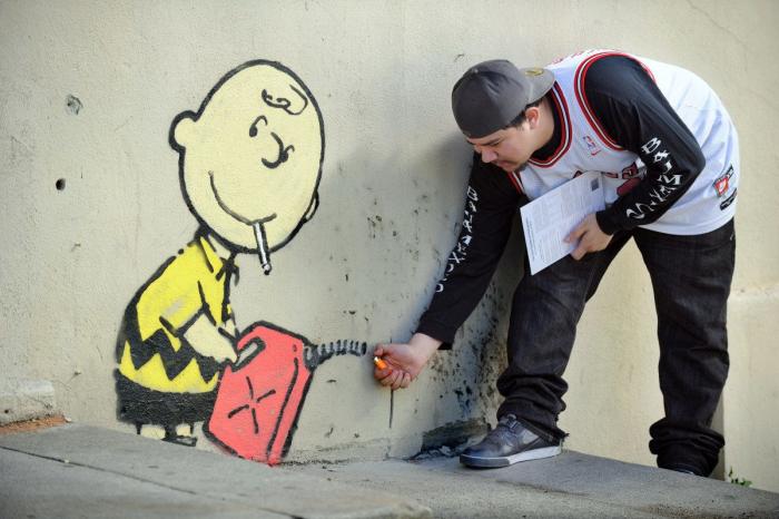El mural navideño de Banksy que remueve conciencias sobre las personas sin hogar