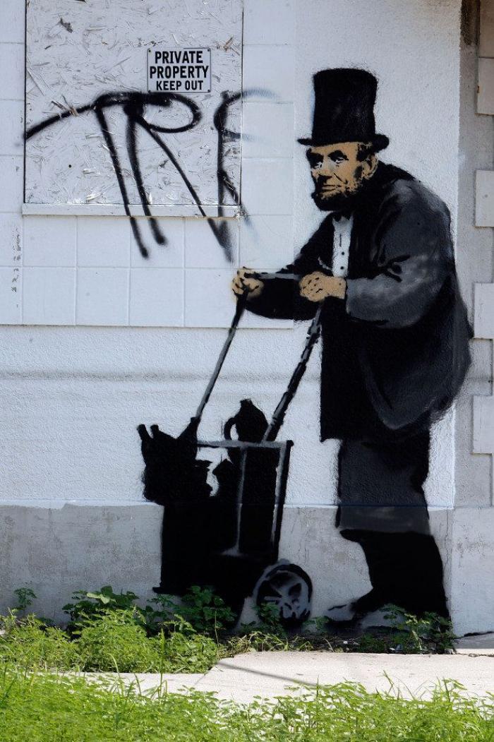 El mural navideño de Banksy que remueve conciencias sobre las personas sin hogar