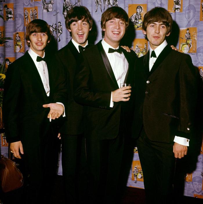 Ariana Grande iguala un récord histórico de Los Beatles