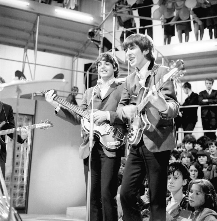 Ariana Grande iguala un récord histórico de Los Beatles