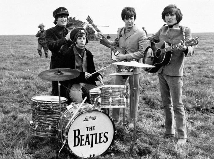 Ariana Grande iguala un récord histórico de Los Beatles