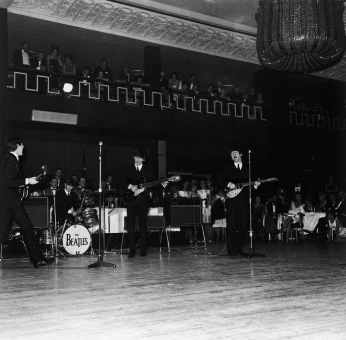 Ariana Grande iguala un récord histórico de Los Beatles