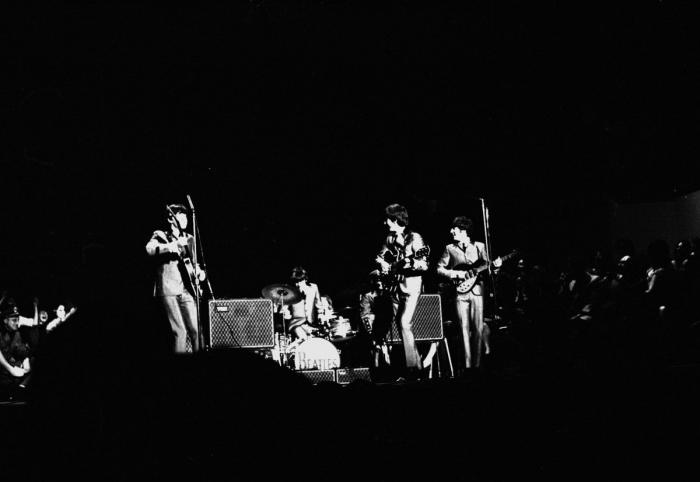 Ariana Grande iguala un récord histórico de Los Beatles