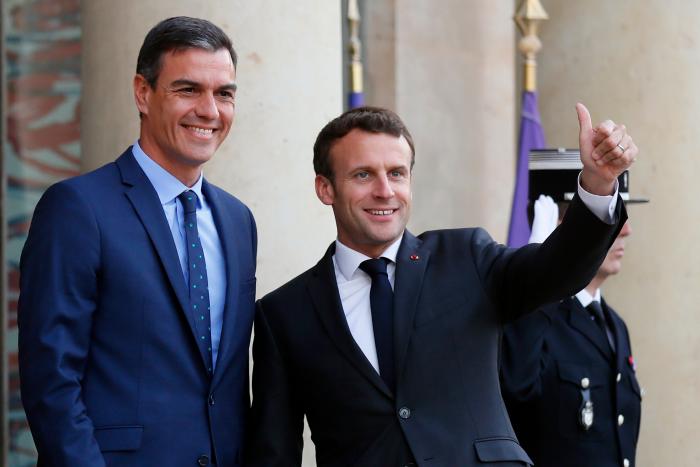 Macron invita a Sánchez a la reunión del G-7