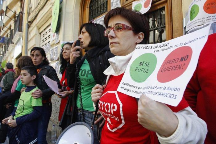 Casi un 74% de vascos cree que ETA debería haber reconocido el "injusto daño causado" con su actividad