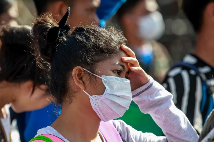 El volcán Taal ya ha desplazado a 30.000 personas y amenaza con una "erupción explosiva"