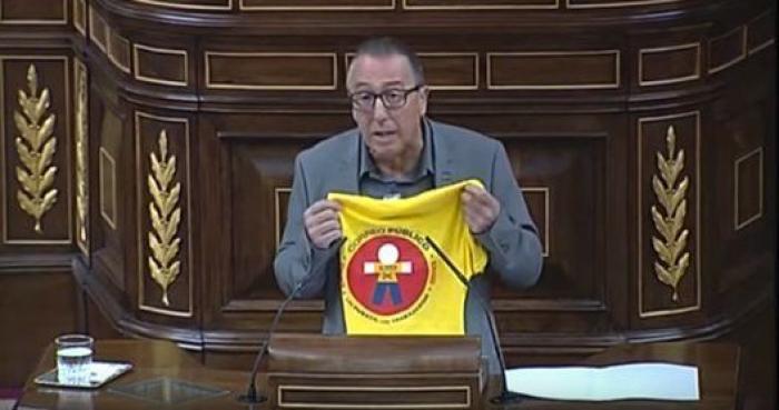 Las mejores camisetas de Compromís (FOTOS)