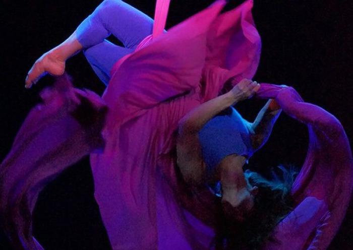 El largo río tranquilo