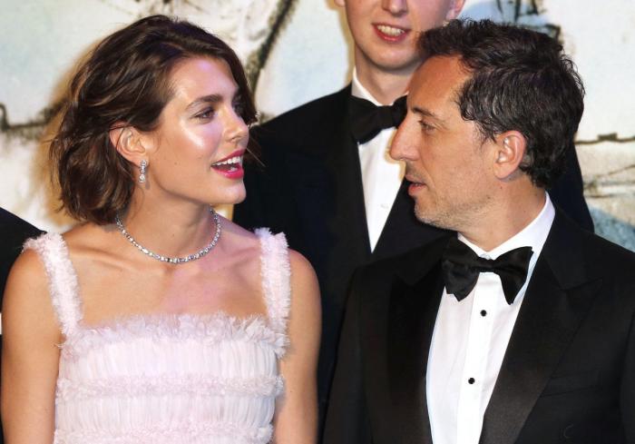 Charlene de Mónaco da a luz a una niña y al niño que será el heredero