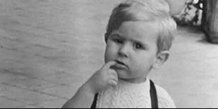 Tu lista de contactos políticos en Whatsapp: Aguirre, Cantó, Bosch, Tudanca...