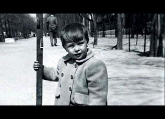 Tu lista de contactos políticos en Whatsapp: Aguirre, Cantó, Bosch, Tudanca...