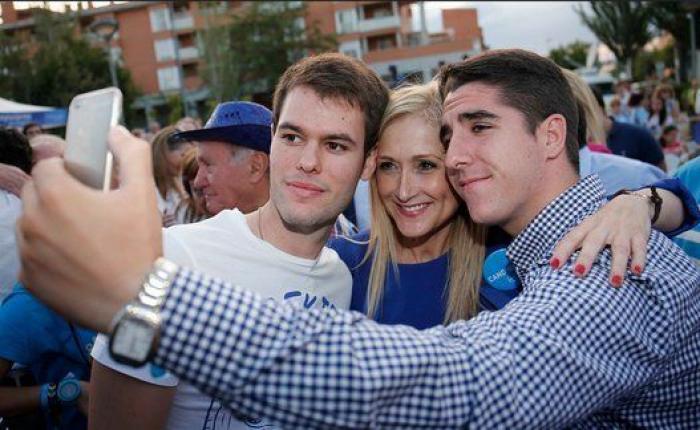 Cifuentes: "No me gusta la política que se está haciendo, no me gusta la clase política en general"