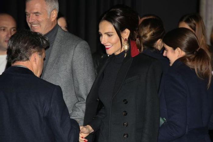 Los impresionantes escotes de Versace en la Semana de la Moda de Paris