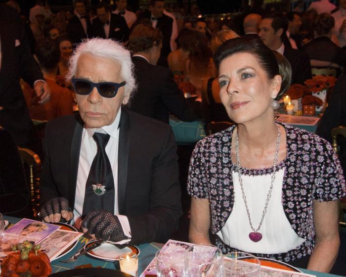 Charlene de Mónaco da a luz a una niña y al niño que será el heredero