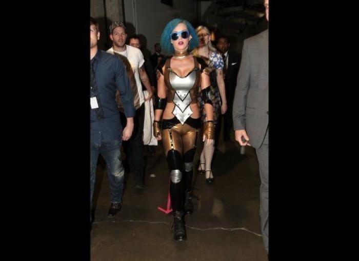 Katy Perry, obligada a retirar unos zapatos de su colección tras ser acusada de racismo