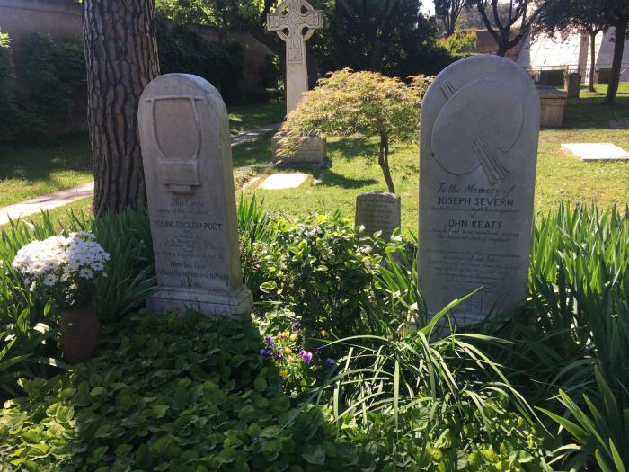 La reseña que un español dejó en Google sobre un club de striptease ya es HISTORIA de Twitter