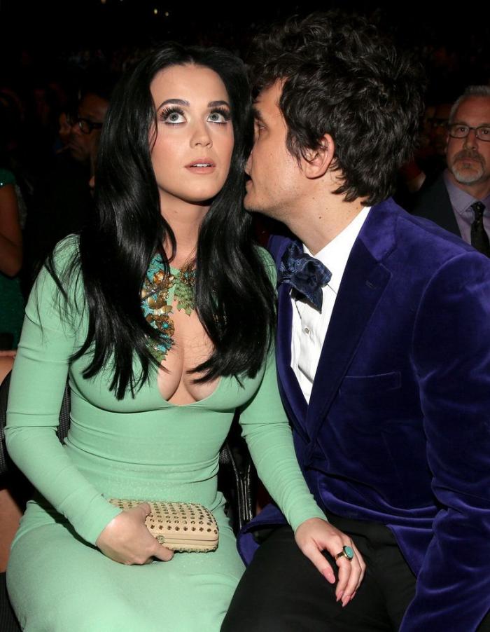 Katy Perry Grammy 2013: su silenciosa protesta contra la "censura" de la organización (FOTOS)