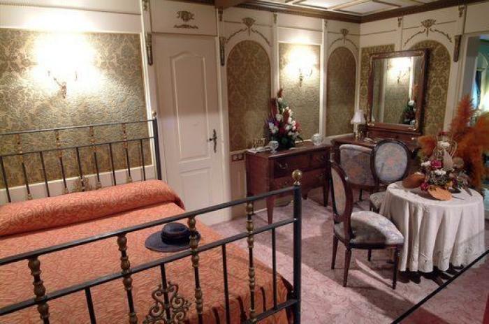 ¡Sí que cabía en la tabla! Kate Winslet recrea un final alternativo de 'Titanic'