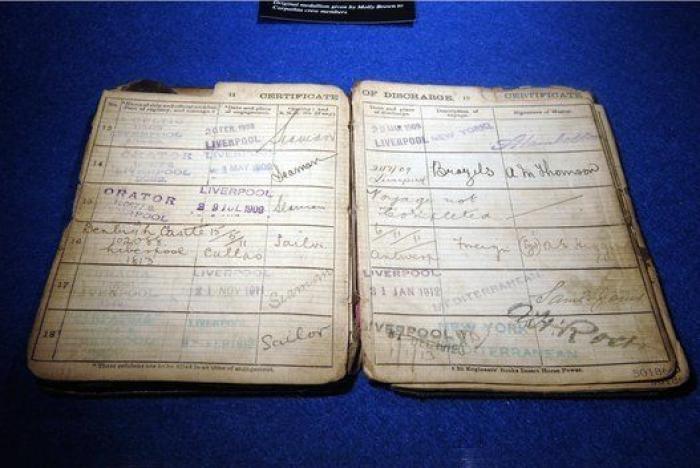 ¡Sí que cabía en la tabla! Kate Winslet recrea un final alternativo de 'Titanic'