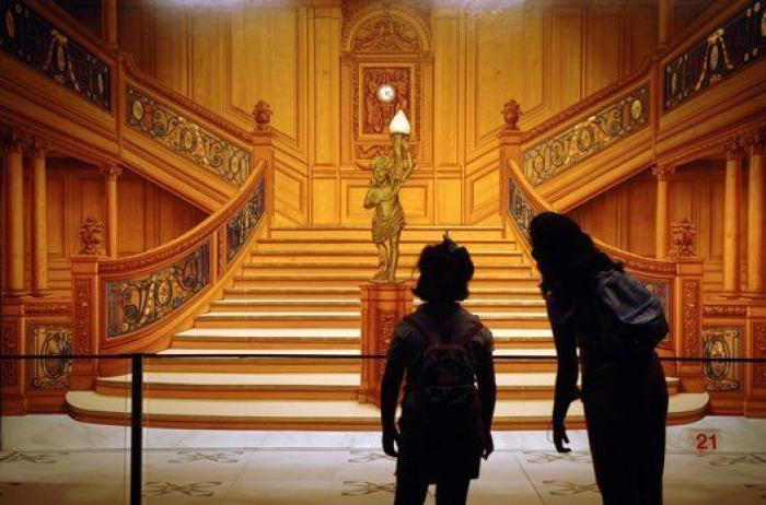 ¡Sí que cabía en la tabla! Kate Winslet recrea un final alternativo de 'Titanic'