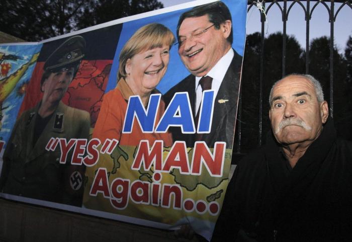 La UE acuerda el rescate de Chipre por 10.000 millones de euros (FOTOS)