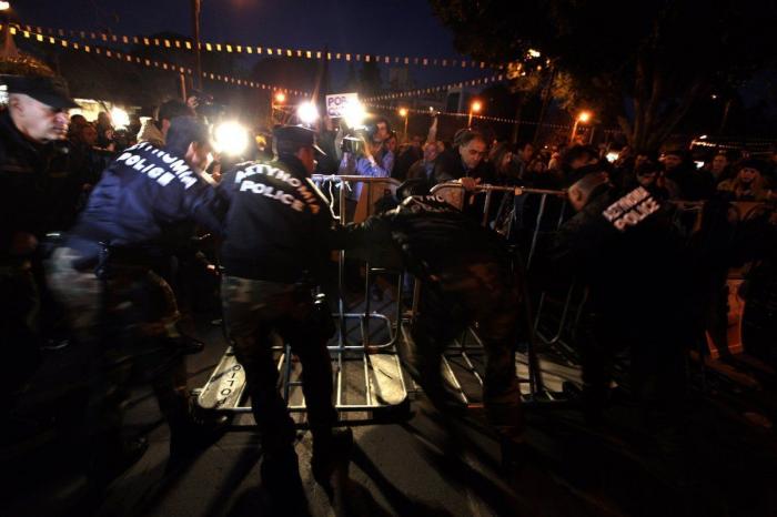 La UE acuerda el rescate de Chipre por 10.000 millones de euros (FOTOS)