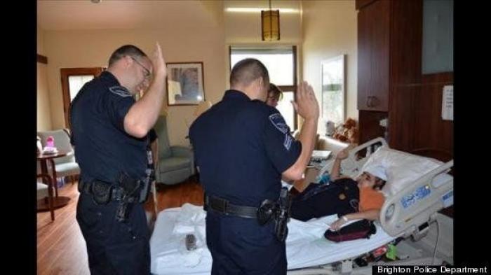 Canta la canción en lengua de signos para que sus padres, sordos, la entiendan (VÍDEO)