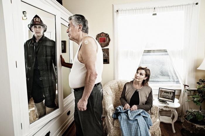 La edad física frente la edad que uno siente: el paso del tiempo, en la serie de Tom Hussey (FOTOS)