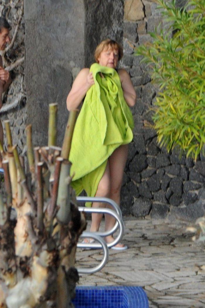 Merkel, de vacaciones en la isla sureña italiana de Ischia junto a su marido (FOTOS)