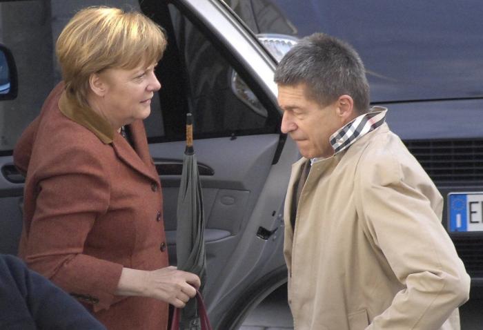 Merkel, de vacaciones en la isla sureña italiana de Ischia junto a su marido (FOTOS)