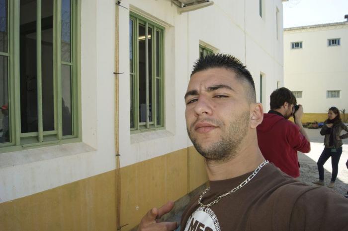 Un preso en tercer grado salva la vida a una niña que quería arrojarse al vacío en Guipúzcoa