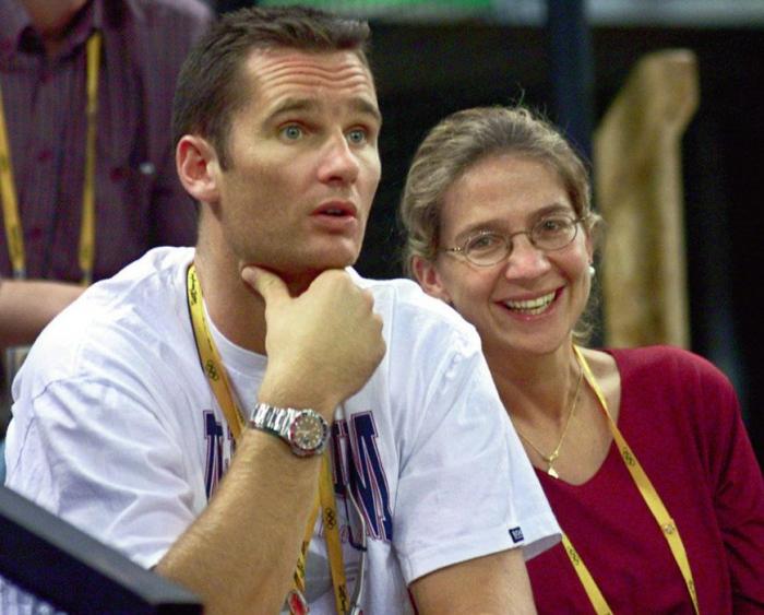 La Audiencia rebaja la fianza de la infanta de 2,6 millones a 449.525 euros