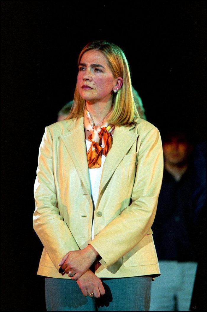 La Audiencia rebaja la fianza de la infanta de 2,6 millones a 449.525 euros