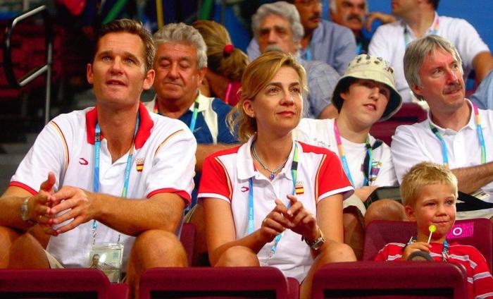 La Audiencia rebaja la fianza de la infanta de 2,6 millones a 449.525 euros