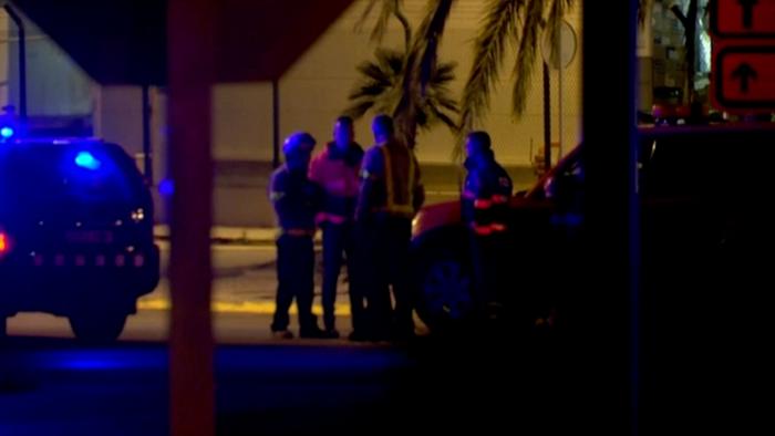 "Tembló todo alrededor y el cielo se encendió como un neón azul"