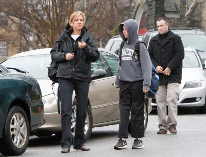 La Audiencia rebaja la fianza de la infanta de 2,6 millones a 449.525 euros