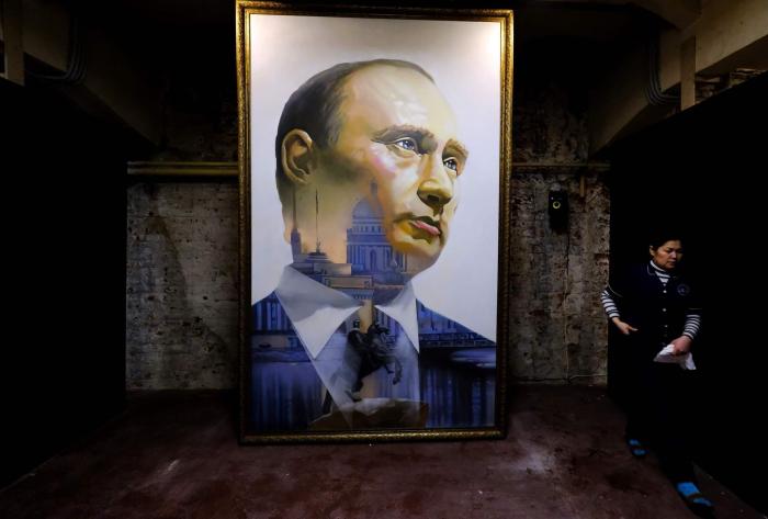 Por qué los comentarios fuera de guion de Biden sobre Putin son tan peligrosos