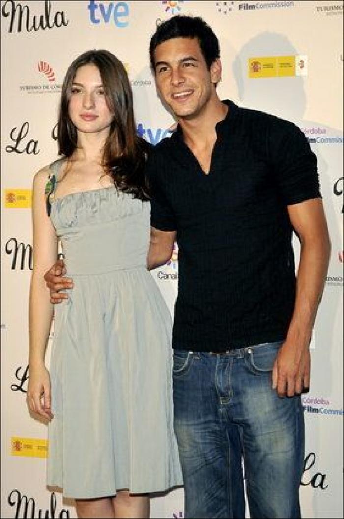 Cuántos años tienen los padres de Mario Casas