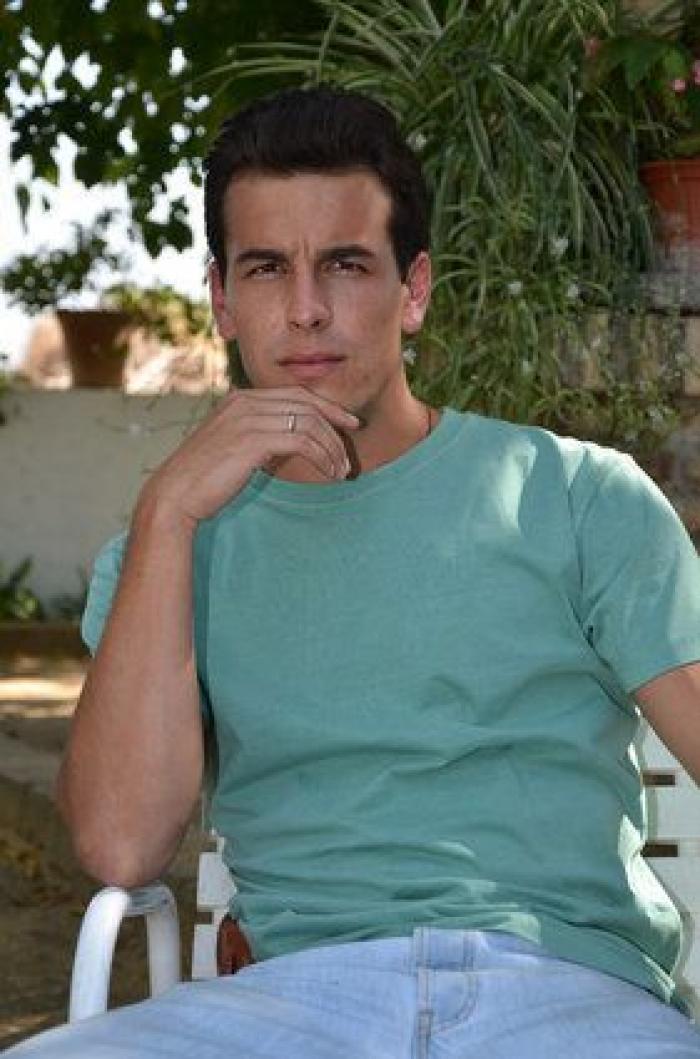 Cuántos años tienen los padres de Mario Casas