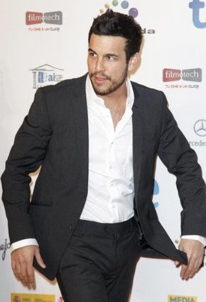 Cuántos años tienen los padres de Mario Casas