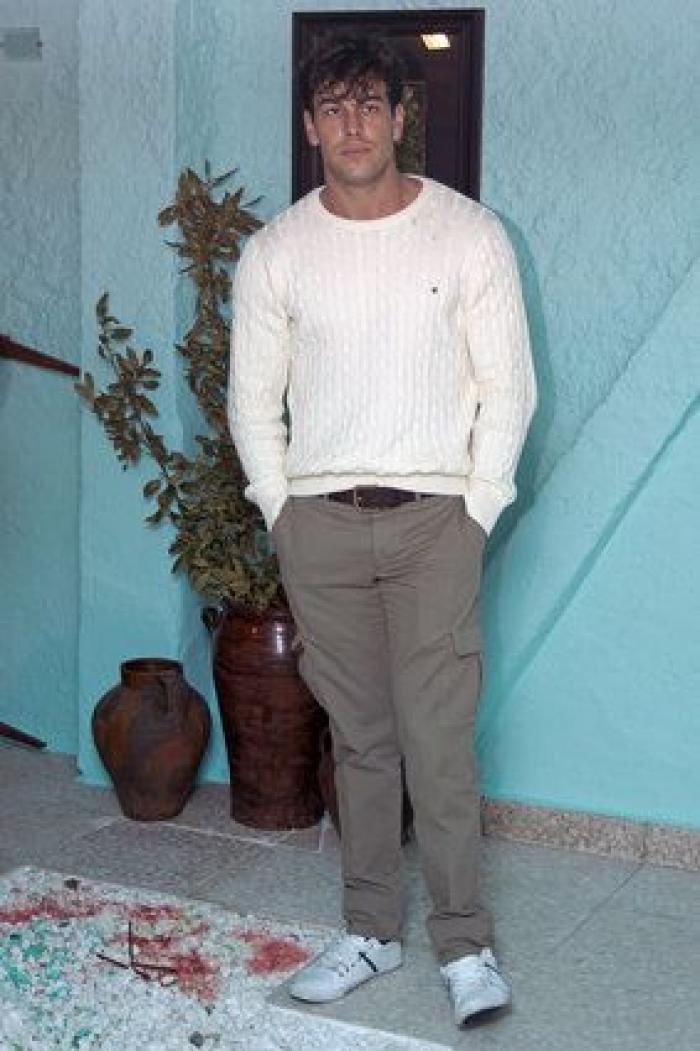 Cuántos años tienen los padres de Mario Casas