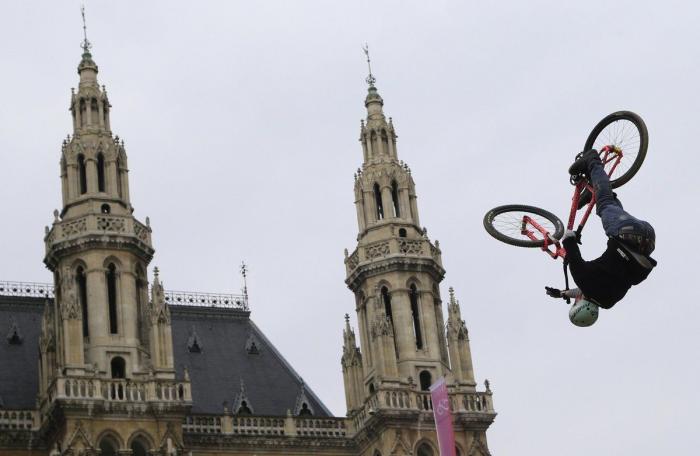 Las mejores imágenes del Red Bull Vienna Air King de Mountain Bike (FOTOS)