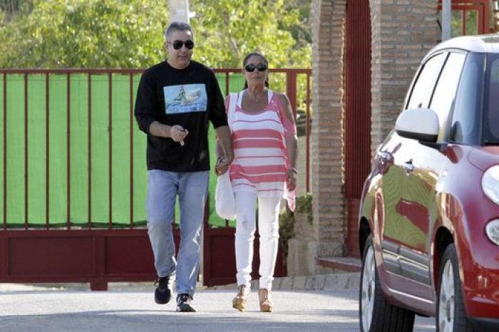 La reacción de Isa Pantoja al escuchar la llamada de su madre a 'Sálvame'