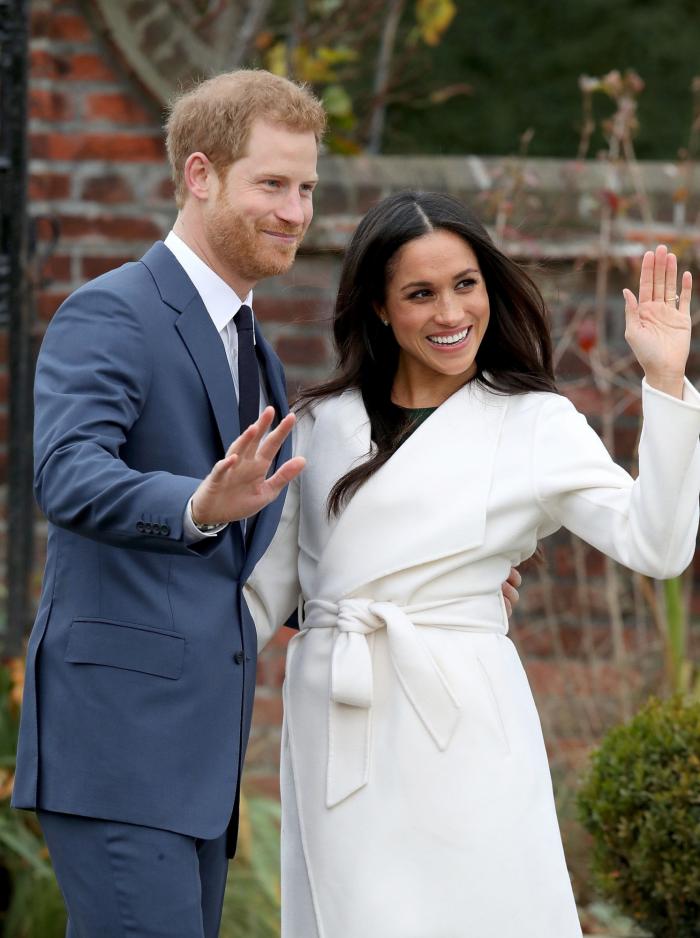 El momento 'tierra, trágame' de Meghan Markle con este vestido rojo en Tonga