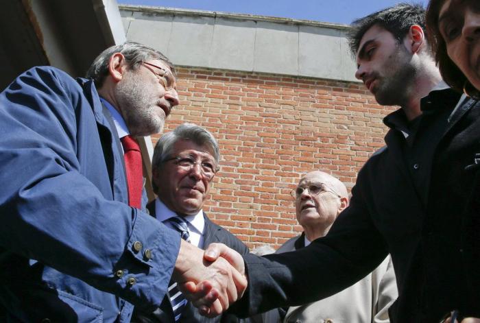 Despedida multitudinaria a Sara, despedida íntima a María Antonia (FOTOS)