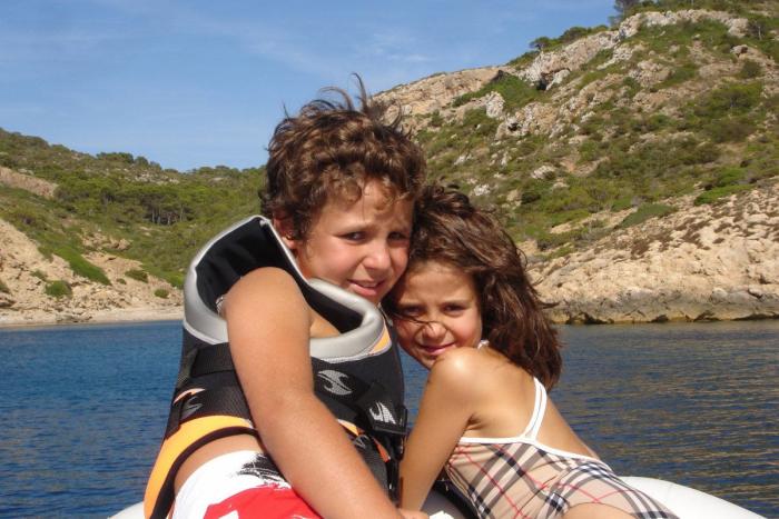 Una experta en estética política señala lo que hacía realmente Victoria Federica en esta escena