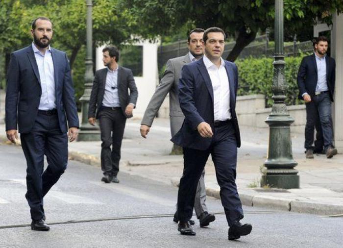 Tsipras confía en que Grecia saldrá a los mercados en 2017